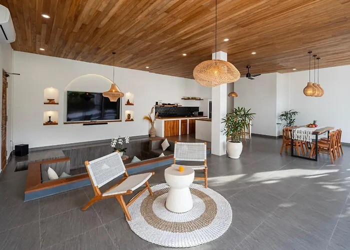Charming Minimalist 2-bedroom With Private Pool